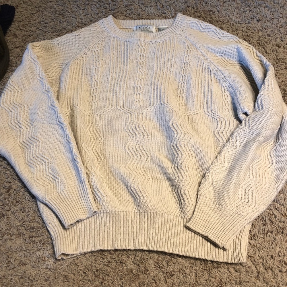 Men’s holiday sweater
